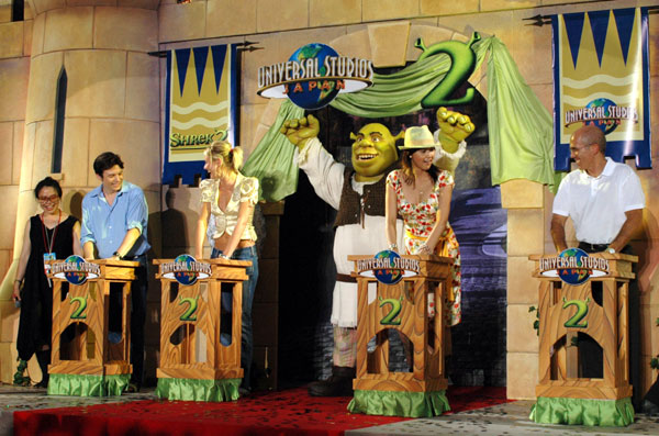 Shrek2Osaka_Premiere_150.jpg