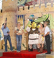 Shrek2Osaka_Premiere_105.jpg