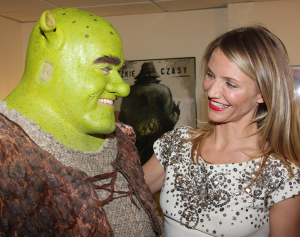 ShrekMusicalOpening_Party_a005.jpg