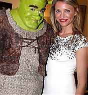 ShrekMusicalOpening_Party_a002.jpg