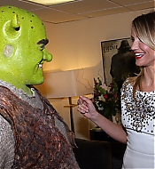 ShrekMusicalOpening_Party_a003.jpg