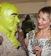 ShrekMusicalOpening_Party_a004.jpg