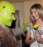 ShrekMusicalOpening_Party_a007.jpg