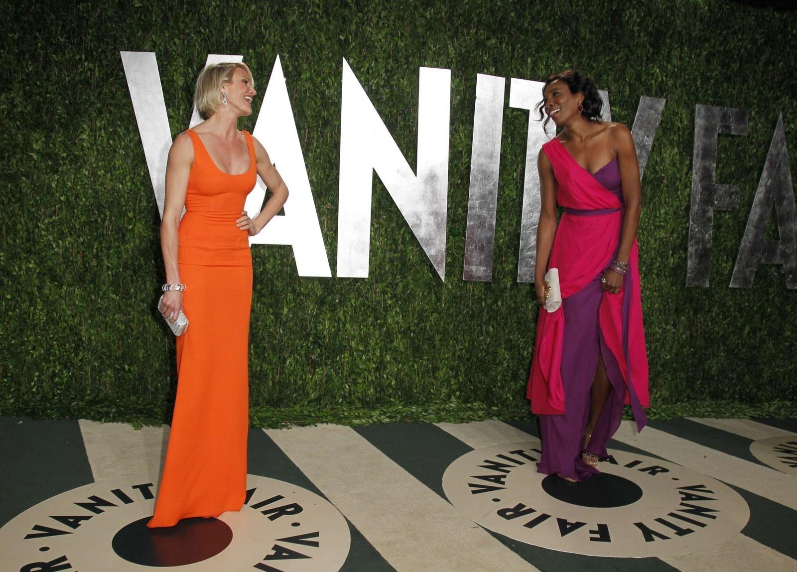 2012vanityfairparty_103.jpg