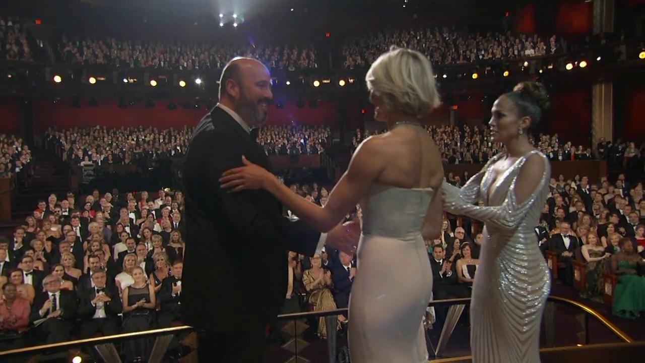 oscars2012cap_show_040.jpg