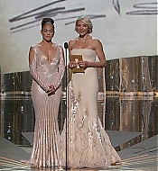 oscars2012cap_show_010.jpg