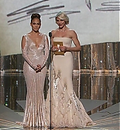 oscars2012cap_show_011.jpg