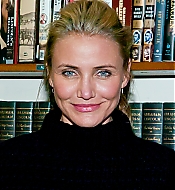 BarnesandNoblesBookSigning-10.jpg