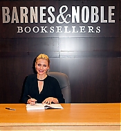 BarnesandNoblesBookSigning-023.jpg