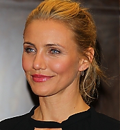 BarnesandNoblesBookSigning-130.jpg