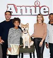 AnniePhotoCall-28.jpg