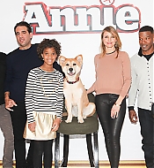 AnniePhotoCall-40.jpg