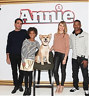 AnniePhotoCall-42.jpg