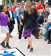 AnnieMiamiWalkofFame-003.jpg