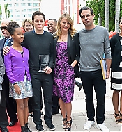 AnnieMiamiWalkofFame-128.jpg