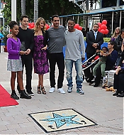 AnnieMiamiWalkofFame-167.jpg