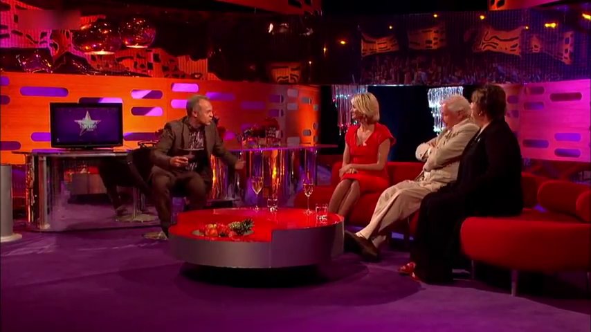 grahamnortonshow-2012-05-25_012.jpg