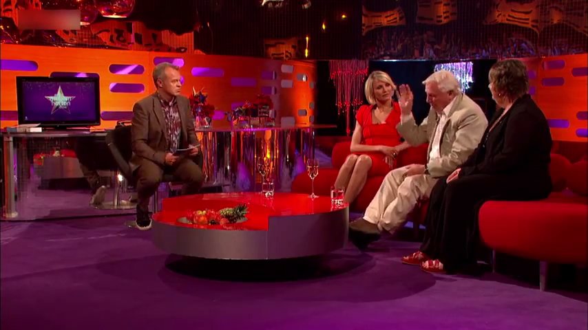 grahamnortonshow-2012-05-25_075.jpg