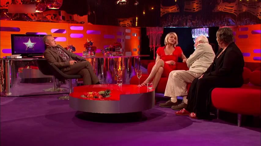 grahamnortonshow-2012-05-25_087.jpg