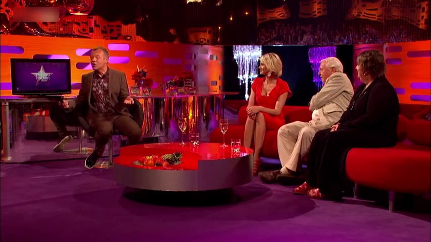 grahamnortonshow-2012-05-25_144.jpg