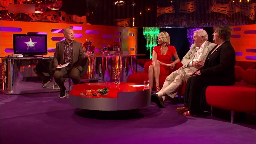 grahamnortonshow-2012-05-25_332.jpg