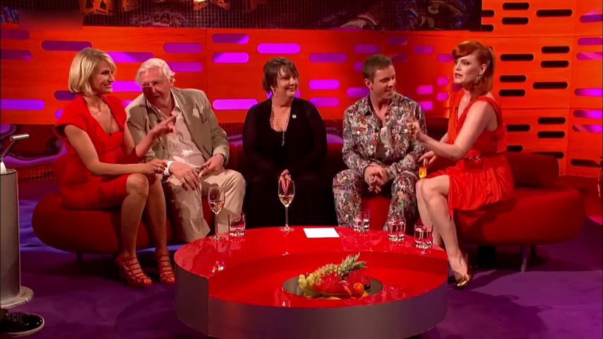 grahamnortonshow-2012-05-25_366.jpg