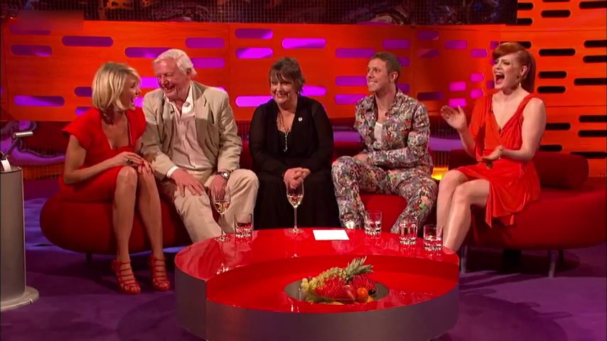 grahamnortonshow-2012-05-25_427.jpg