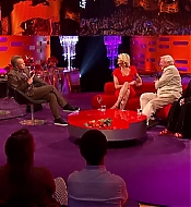 grahamnortonshow-2012-05-25_092.jpg