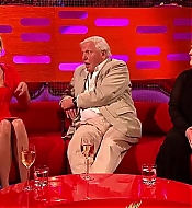 grahamnortonshow-2012-05-25_192.jpg