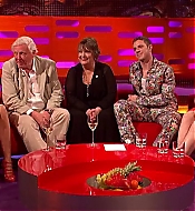 grahamnortonshow-2012-05-25_421.jpg