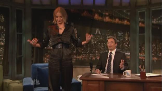 JimmyFallon090304_Cap385.JPG