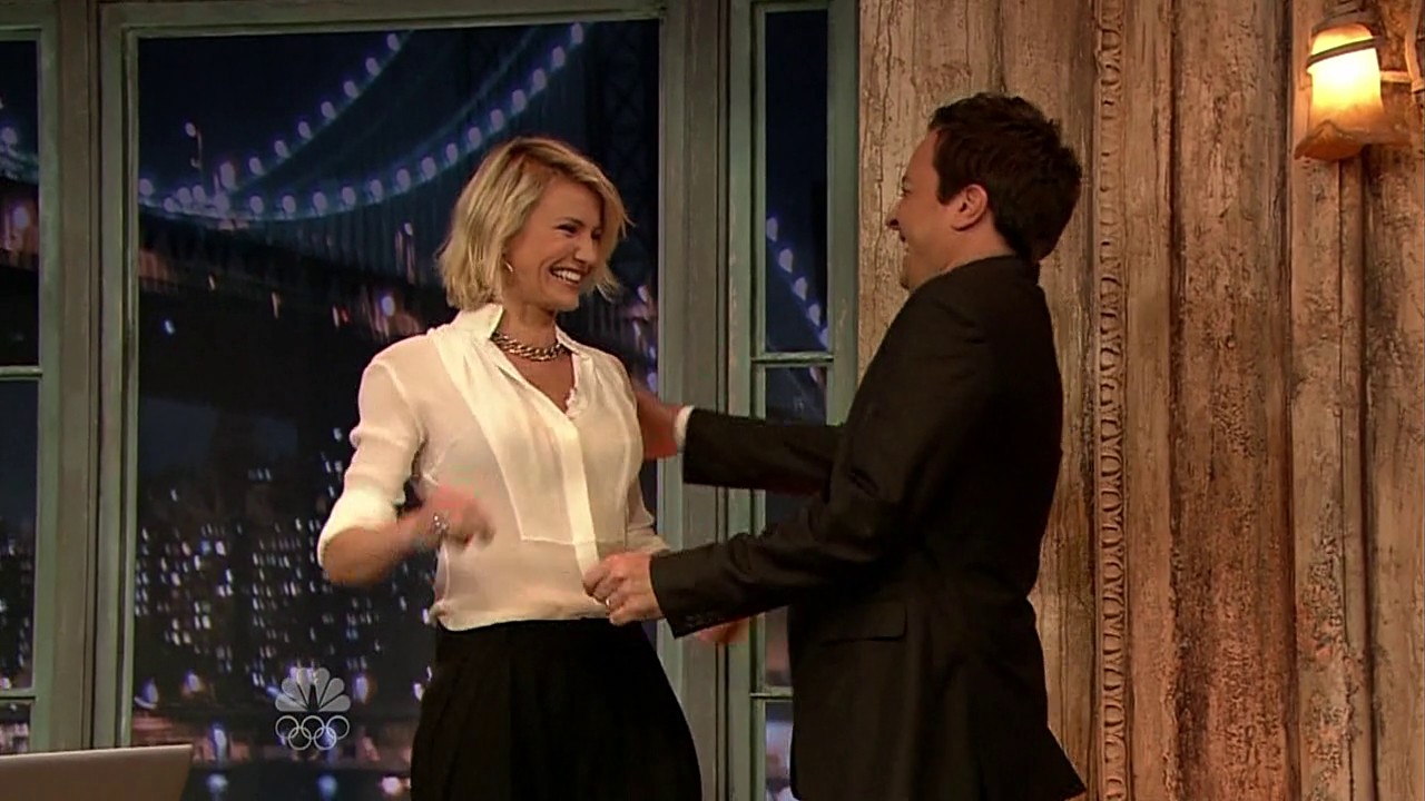 jimmyfallon120508_cap007.jpg