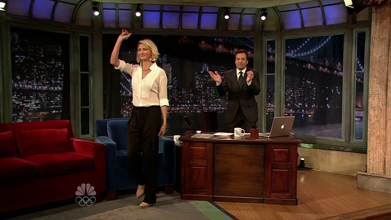 jimmyfallon120508_cap012.jpg