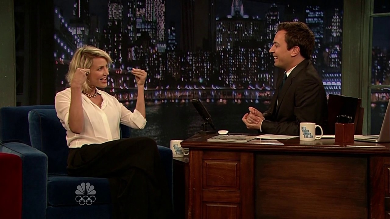 jimmyfallon120508_cap020.jpg