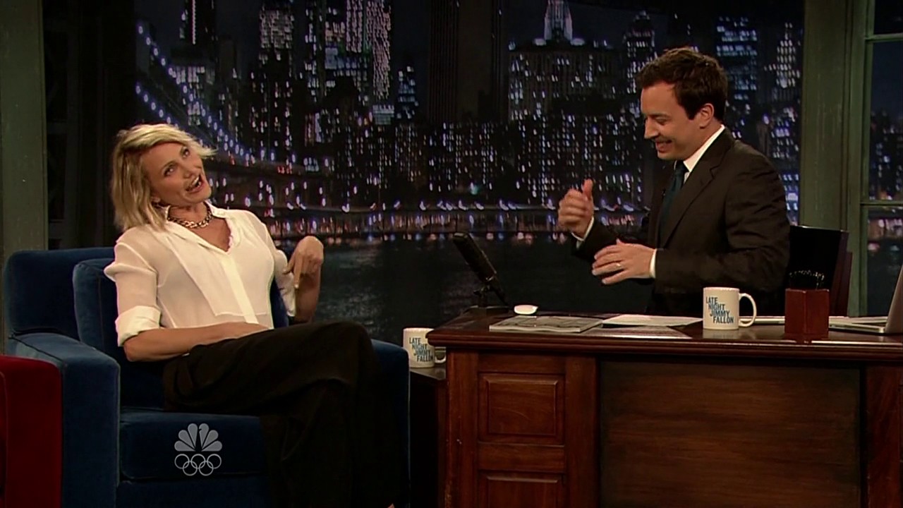 jimmyfallon120508_cap024.jpg