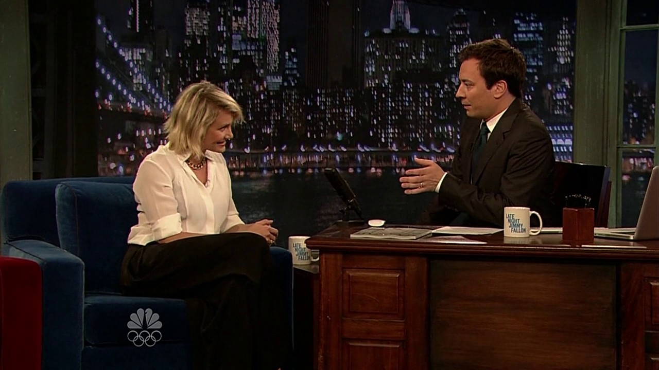 jimmyfallon120508_cap030.jpg