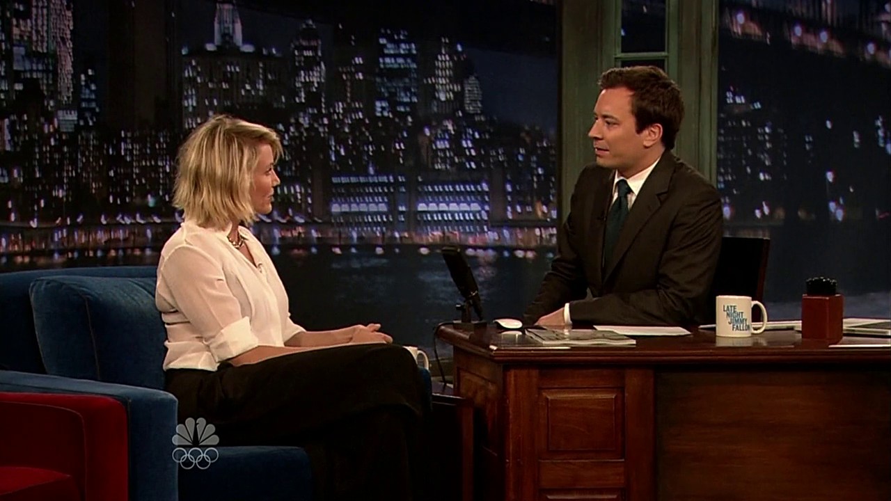 jimmyfallon120508_cap034.jpg