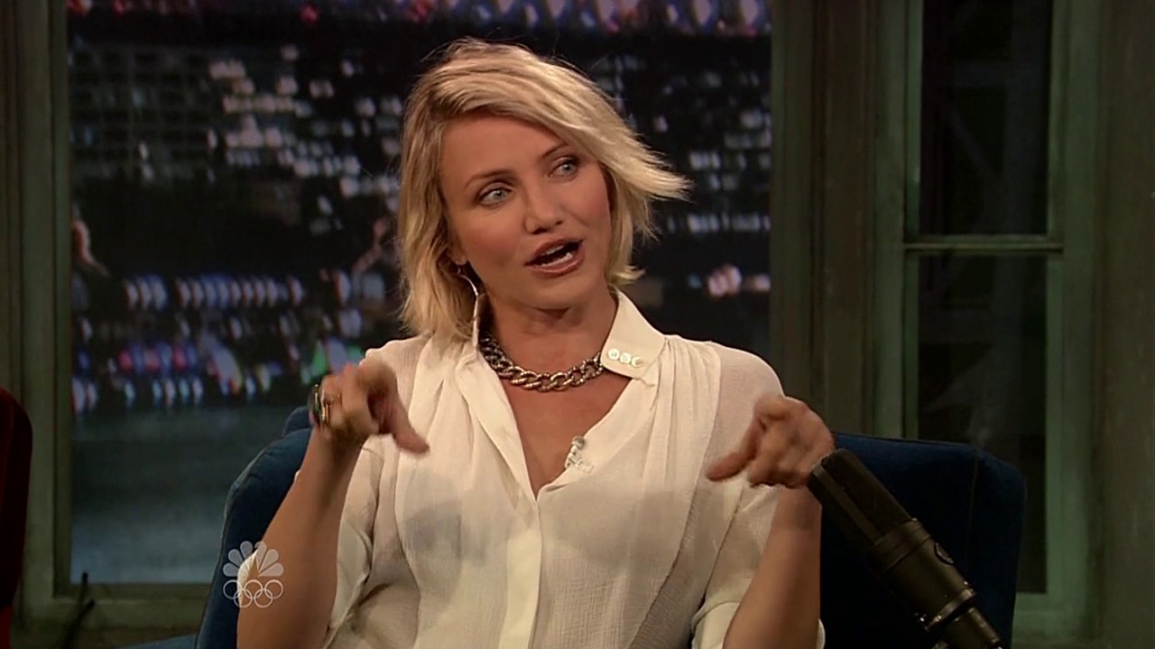 jimmyfallon120508_cap041.jpg