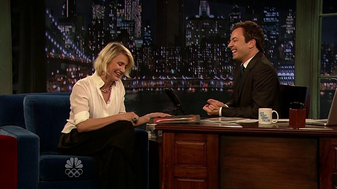 jimmyfallon120508_cap064.jpg