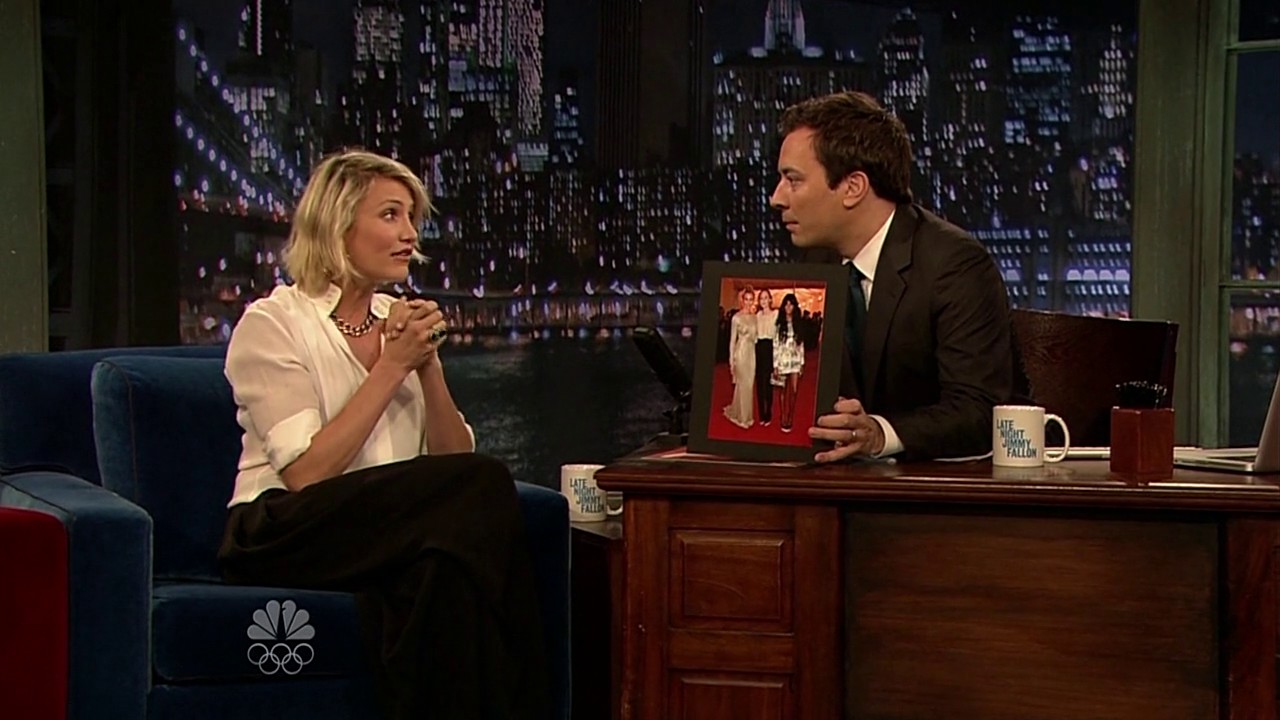 jimmyfallon120508_cap068.jpg