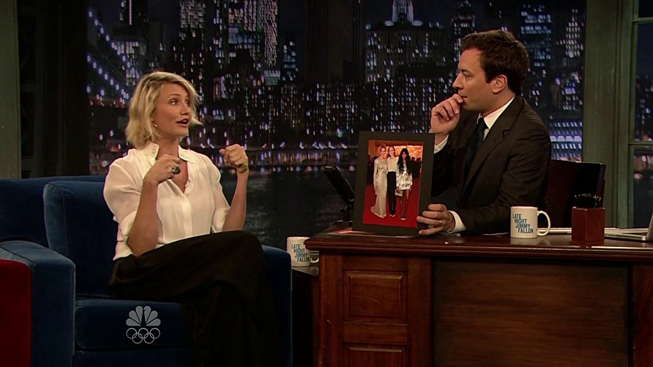 jimmyfallon120508_cap070.jpg