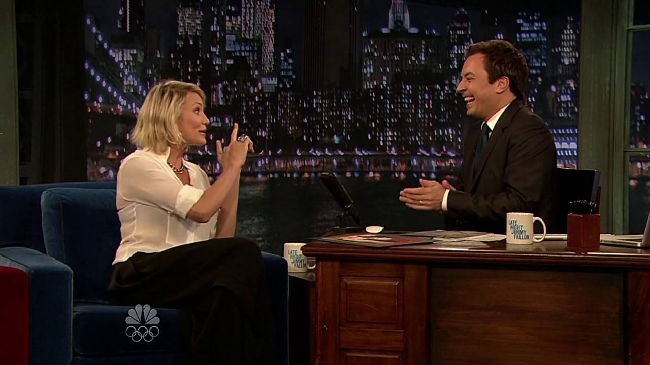 jimmyfallon120508_cap072.jpg