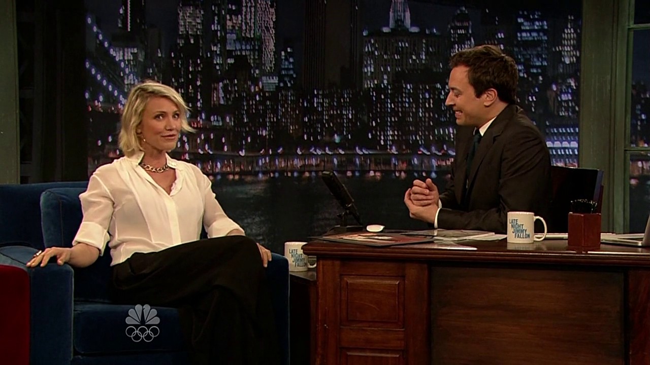 jimmyfallon120508_cap074.jpg