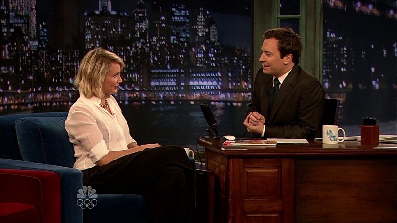 jimmyfallon120508_cap095.jpg