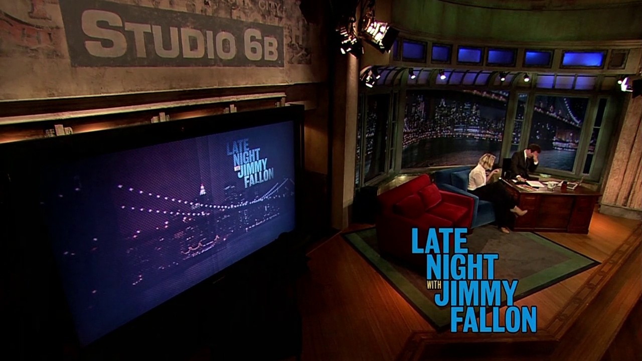 jimmyfallon120508_cap154.jpg