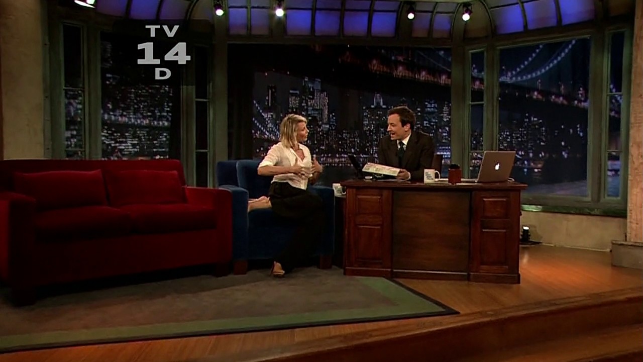 jimmyfallon120508_cap156.jpg