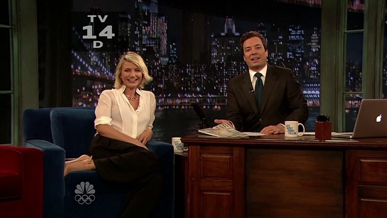 jimmyfallon120508_cap158.jpg