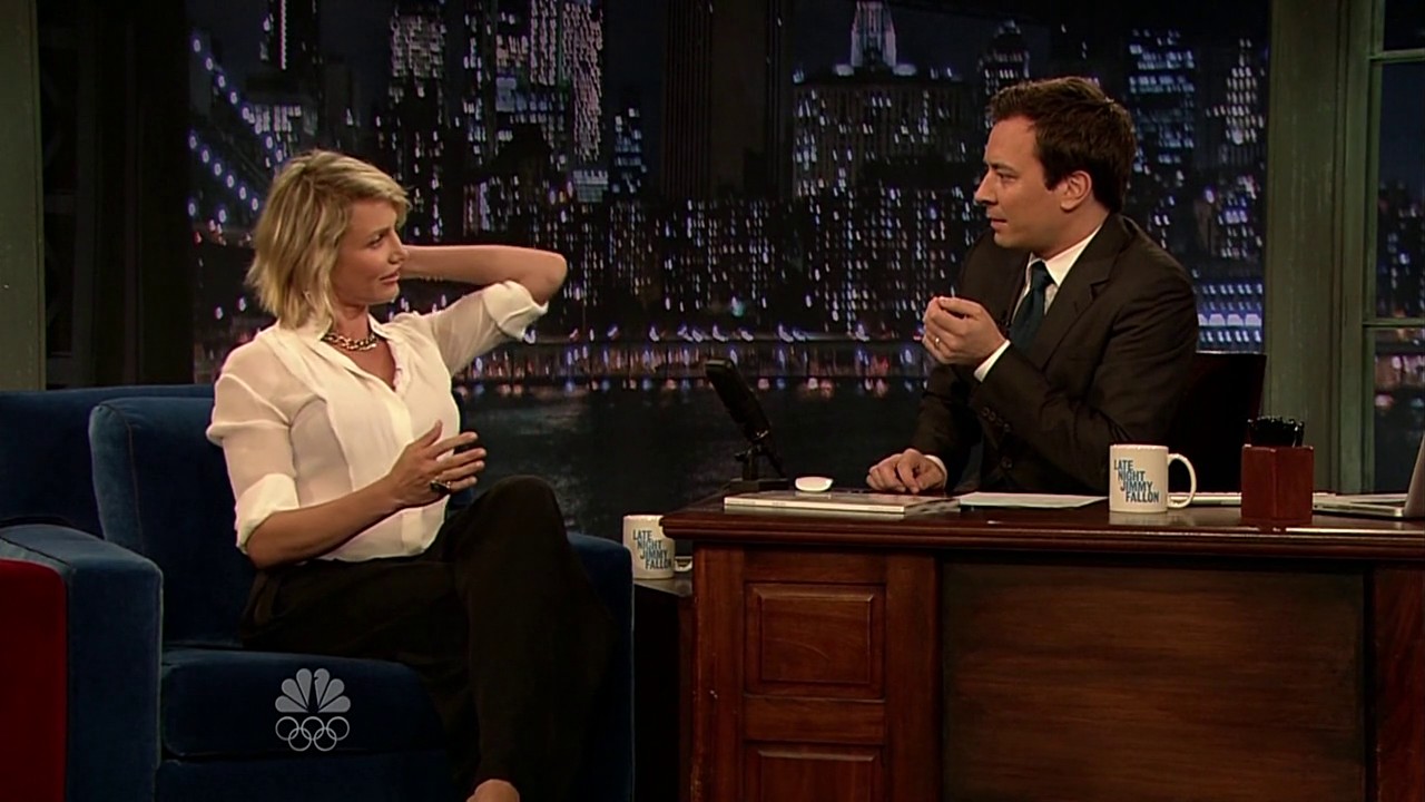 jimmyfallon120508_cap199.jpg