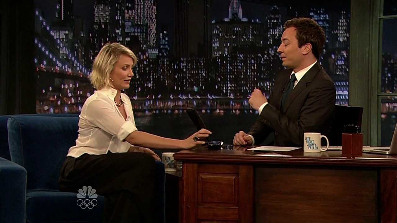 jimmyfallon120508_cap258.jpg