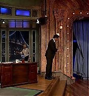 jimmyfallon120508_cap001.jpg